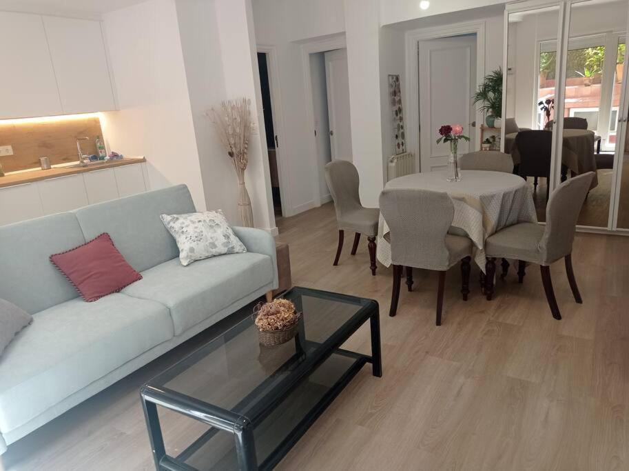 Piso Con Terraza Junto A La Playa Apartment San Sebastian Exterior photo